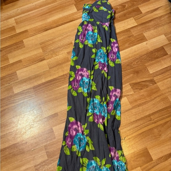 Long maxi dress- old navy maternity dress- spring/ summer floral maternity small - Picture 3 of 4